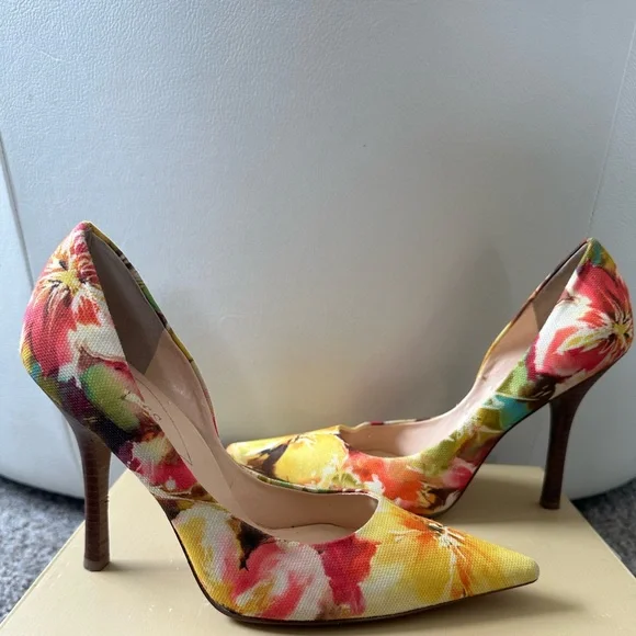Guess Multicolor Floral Heels - Picture 1 of 5